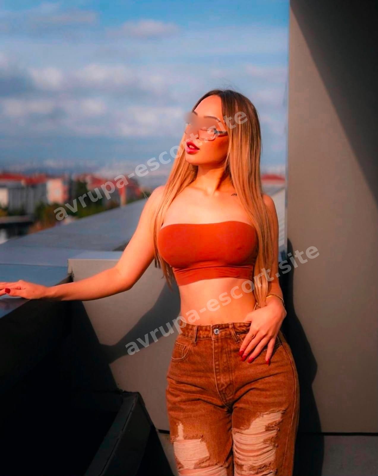 Göknur — Bağcılar escort 2