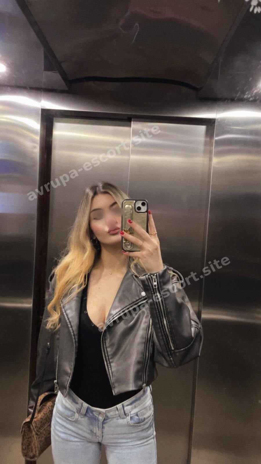 Defne — Sultanbeyli escort 10