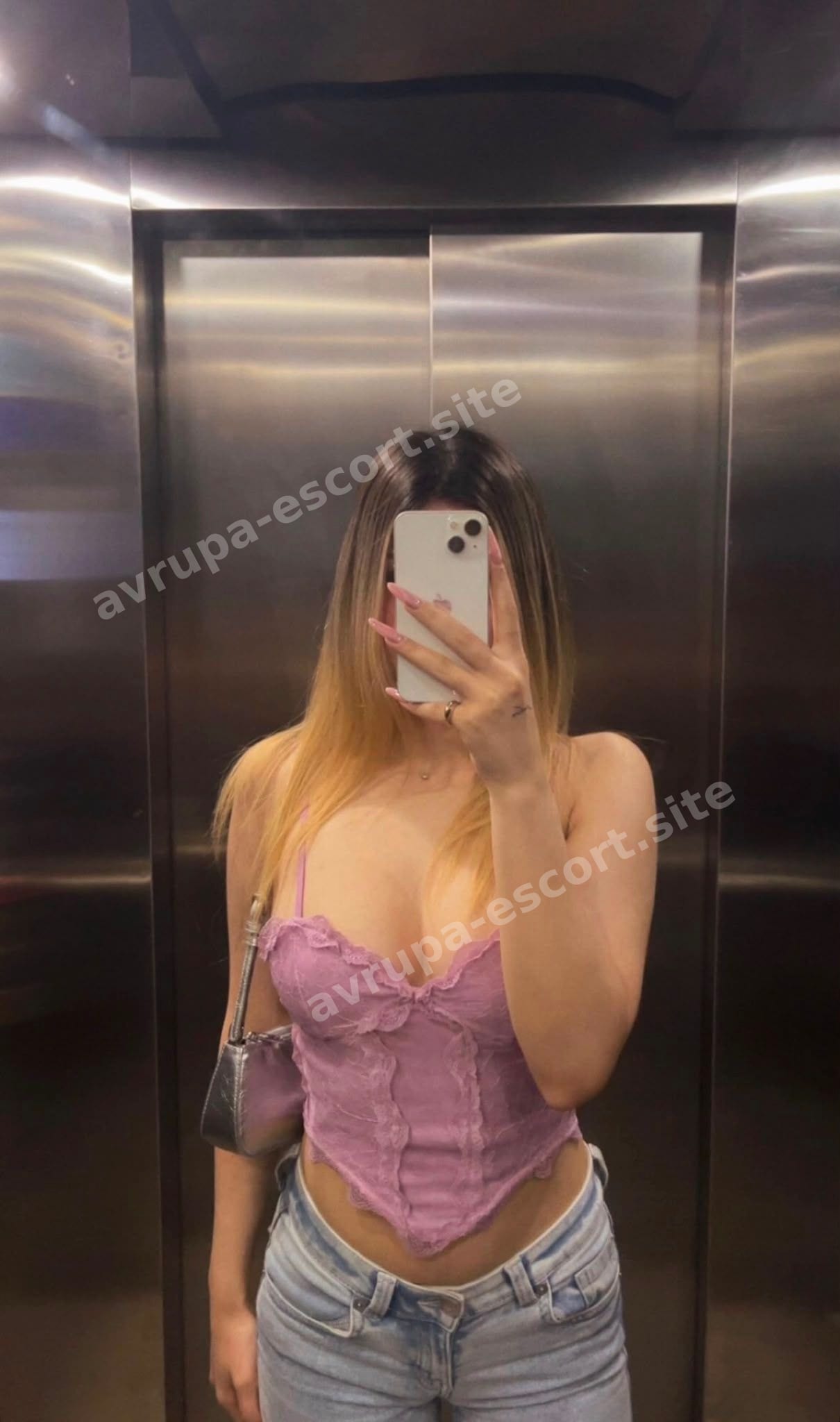 Defne — Sultanbeyli escort 7